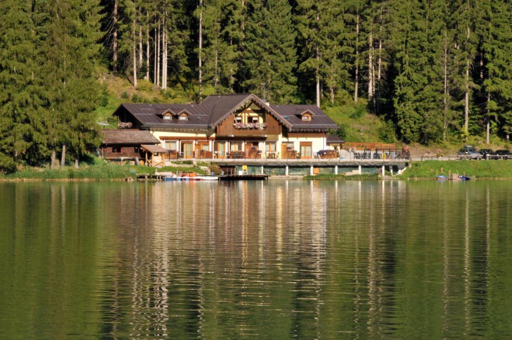 Appartamenti Chalet Al Lago Alleghe Eksteriør billede